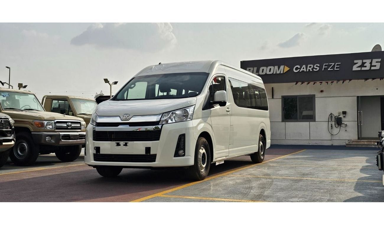 New 2025 Toyota Hiace 3.5L V6 Petrol Manual full option with 3 point ...