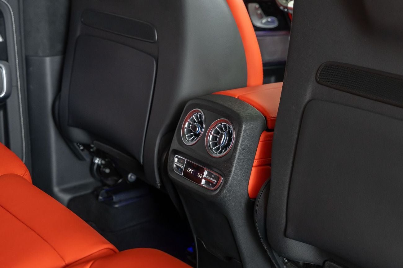 Mercedes-Benz G 63 AMG 4MATIC SUV Mercedes-Benz G 63 AMG | Night Package | Electric Side Steps | Soft Close Doors | 2023