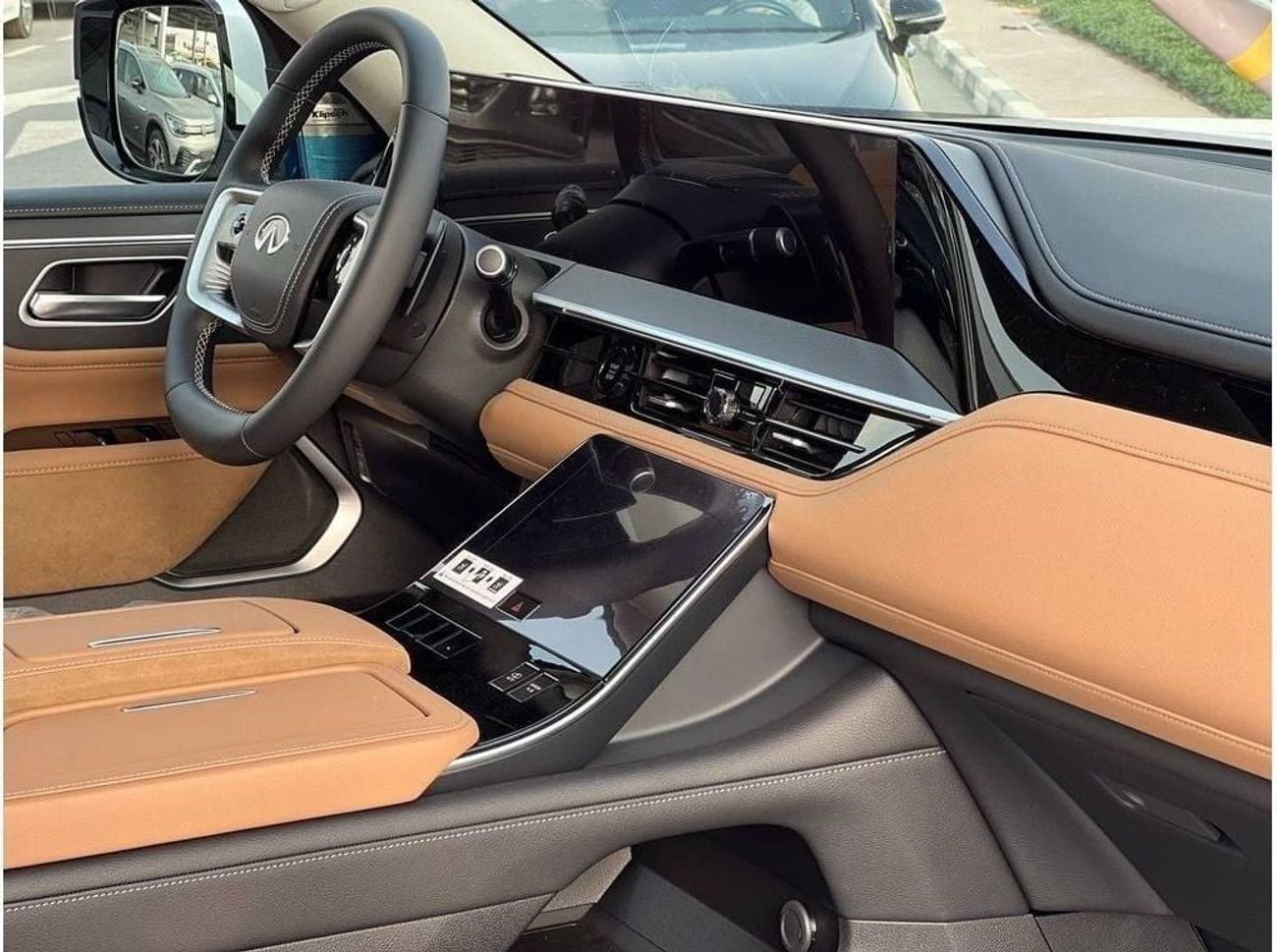 Infiniti QX80 3.5L TWIN TURBO PTR A/T // 2025 // FULL OPTION WITH 360 CAMERA , COOLING&HEATED SEATS , COOL BOX //