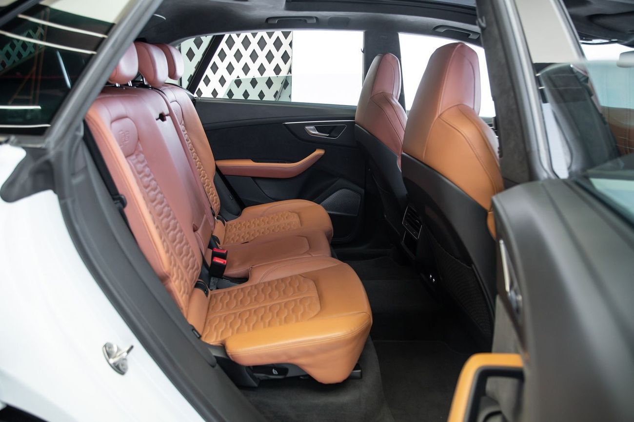 أودي RSQ8 quattro 4.0L