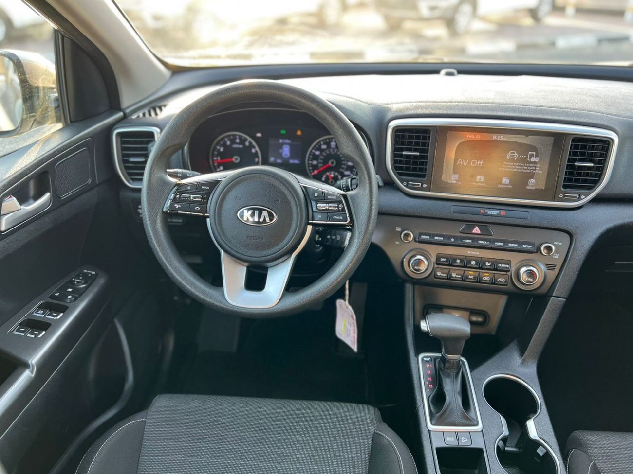 كيا سبورتيج 2020 Kia Spotage LX Mid-Option - 2.4L V4 - Rear Camera - Electric Seat