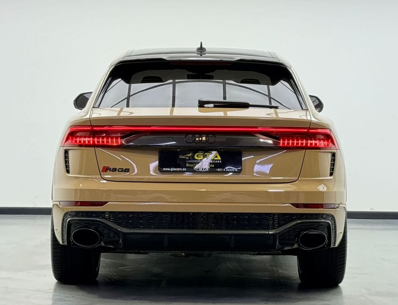 أودي RSQ8 2020 Audi RSQ8 4.0TFSI Quattro, Warranty, Carbon Fiber Package, Excellent Condition, GCC