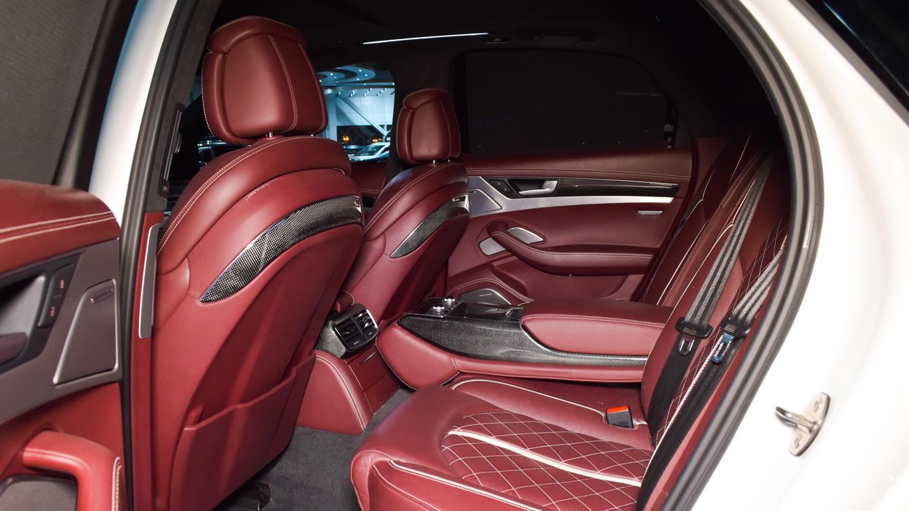 Audi S8 Quattro V8 T