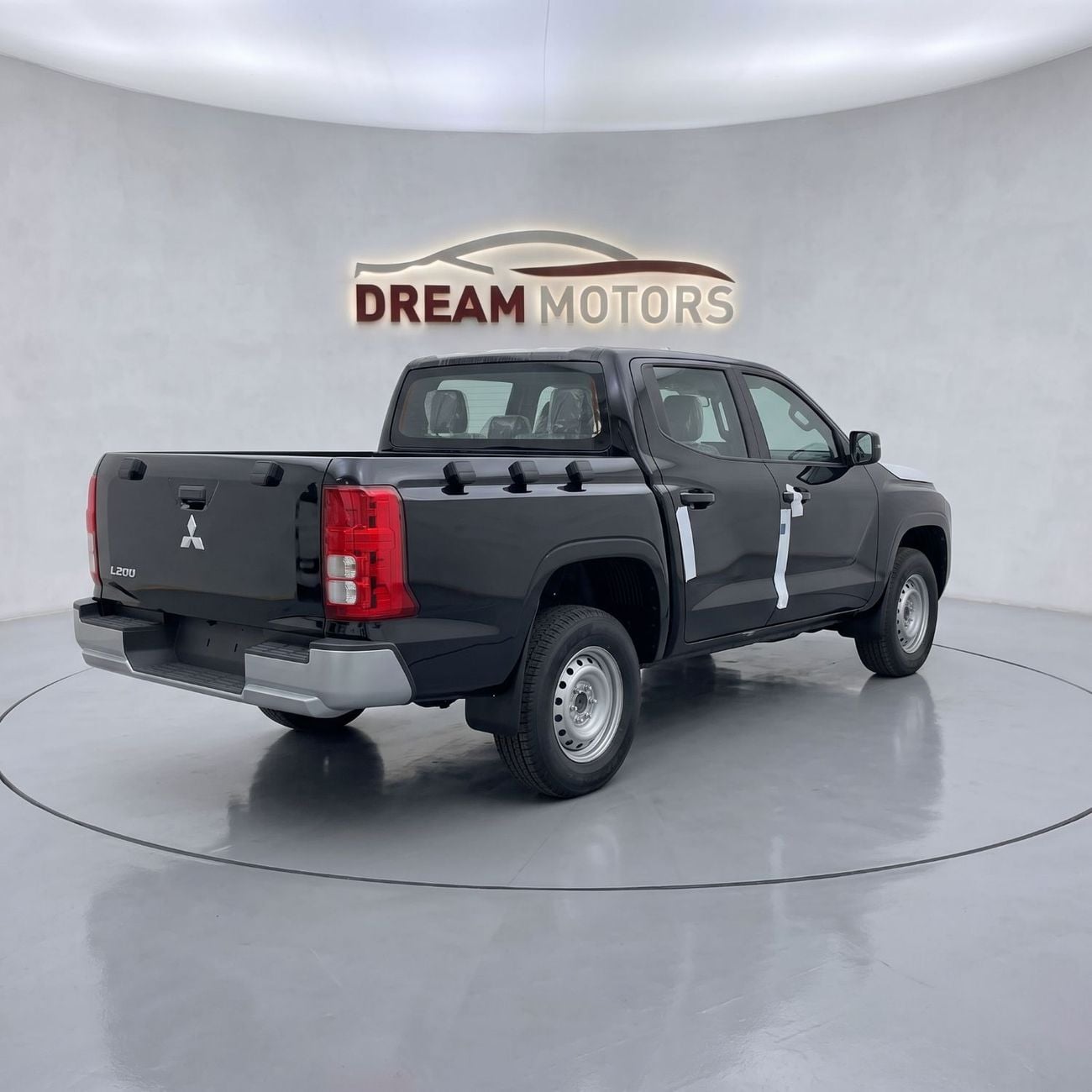 ميتسوبيشي L200 GL | ميتسوبيشي L200 الخيار الأساسي | 2026 | محرك ديزل توربو 2.4 | ناقل حركة يدوي | جاهزة للتصدير