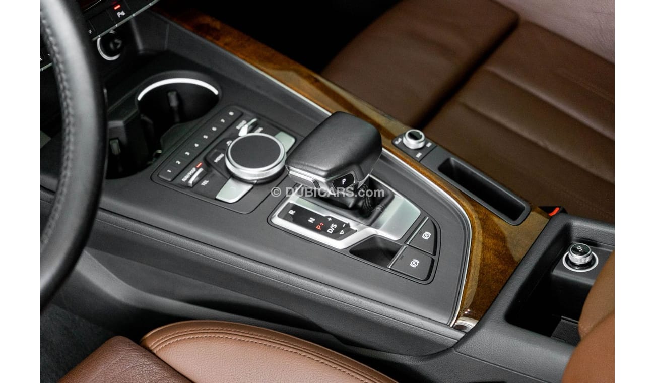 أودي A4 45 TFSI quattro ديزاين 2017 Audi A4 2.0L S-Line Quattro / Full-Service History