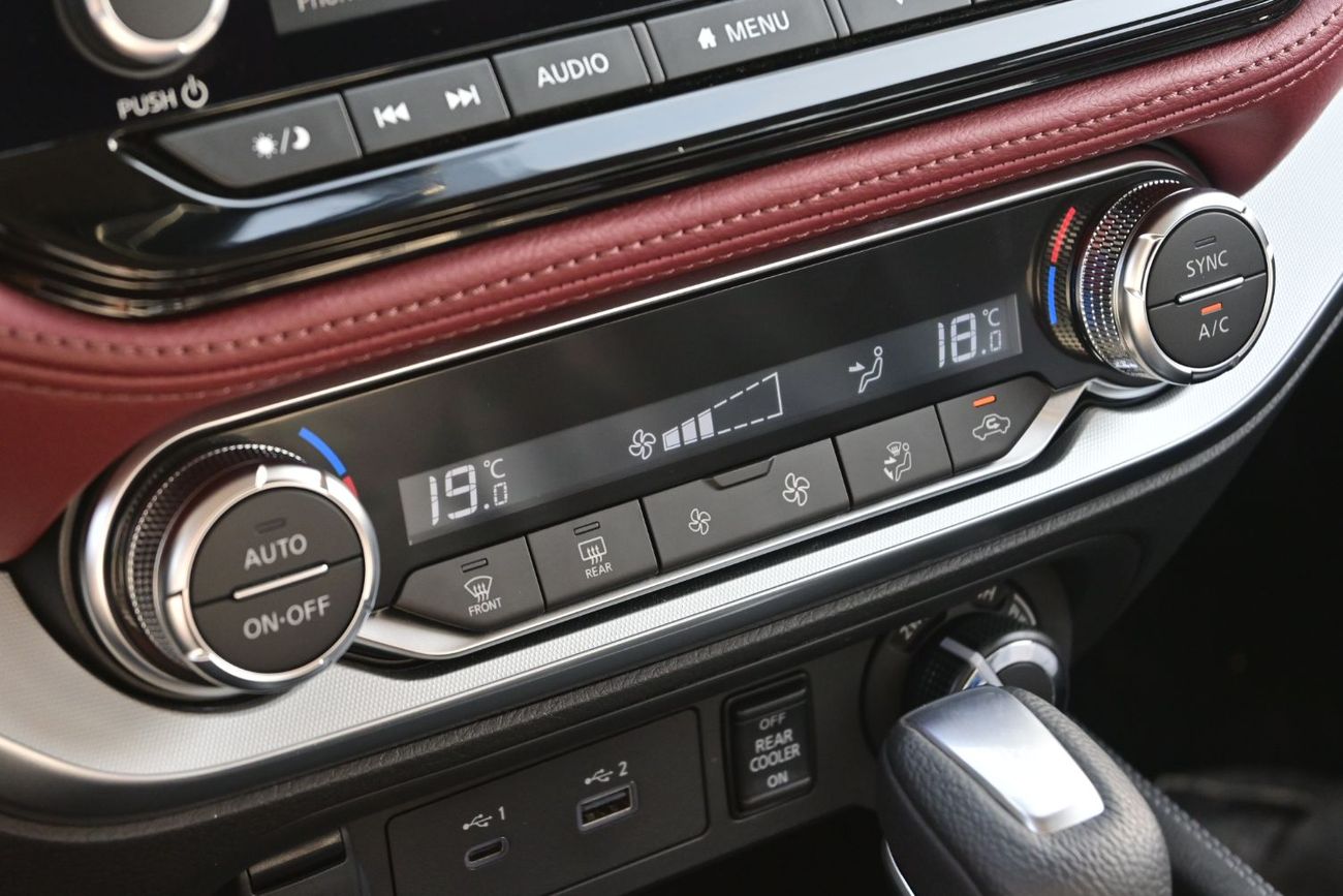 Nissan XTerra Platinum 2.5L 4WD Nissan X-Terra 2.5L Petrol, 4WD Model 2024 Color White