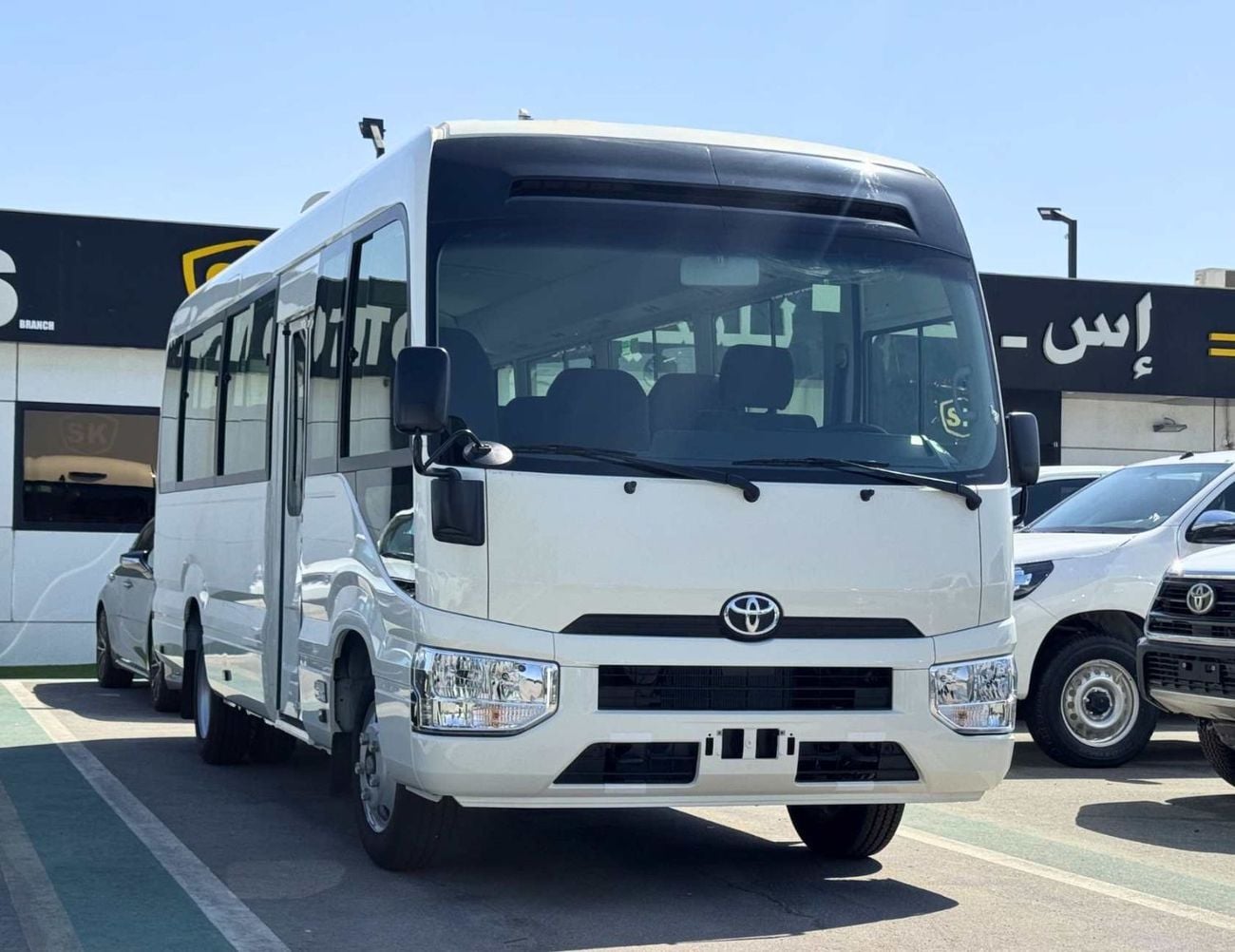Toyota Coaster 4.2L V6 DIESEL 23 STR 4.2L V6 DIESEL | 23 STR M/T | AUTO FOLDING DOOR | REAR SEATS BELT (CODE # COD42A)