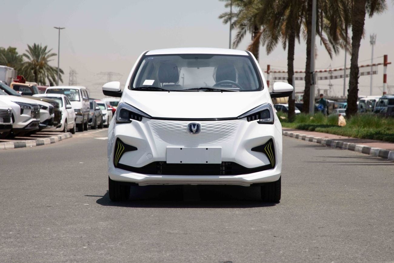 تشنجان بيم إستار STD (NON GCC) 2024 Changan E-Star - White Inside Blue & Grey | Export Only