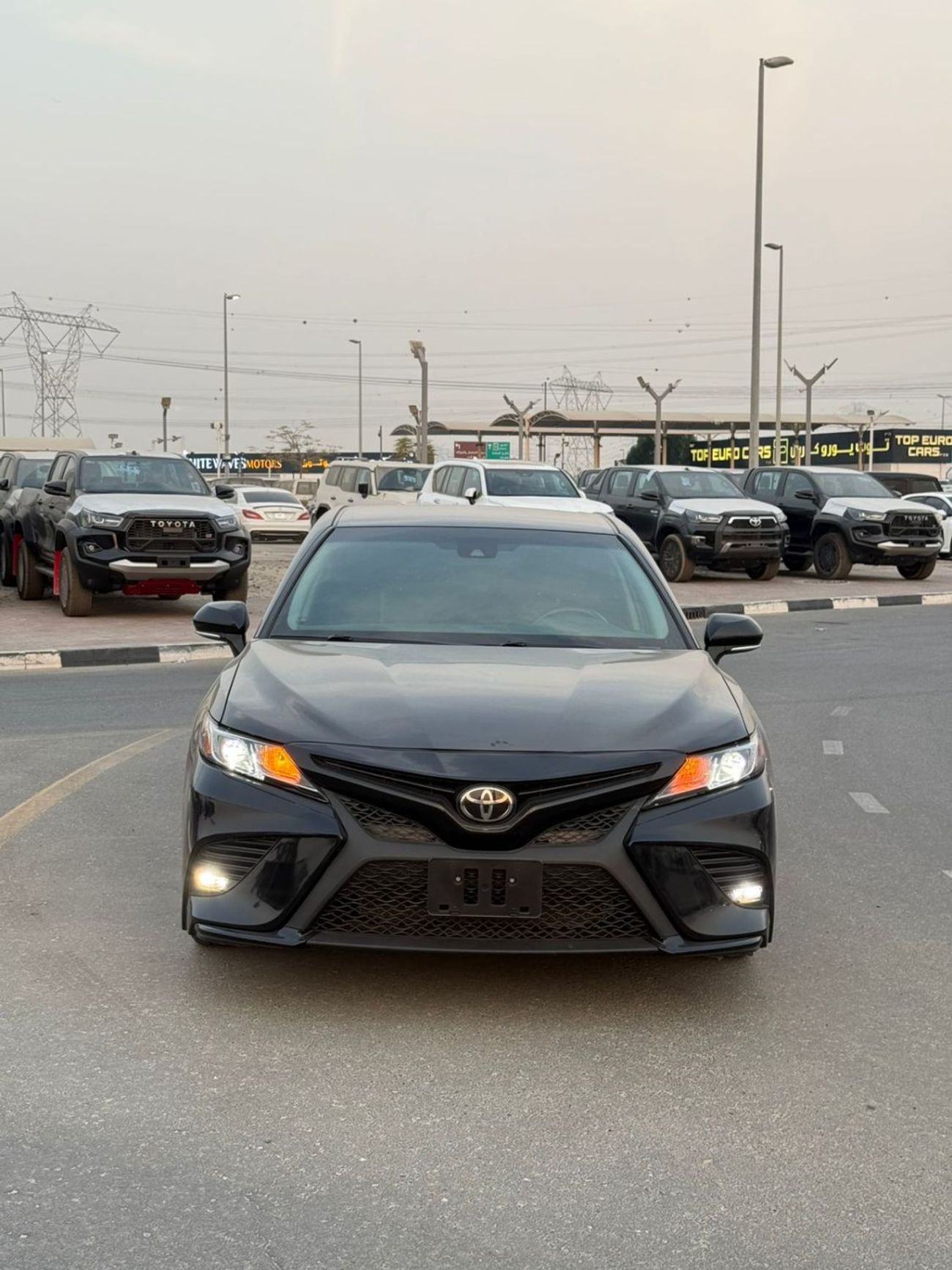 تويوتا كامري SE 2.5L (181 HP)