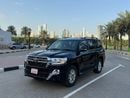 Toyota Land Cruiser 200 Series VX update to Sahara shape