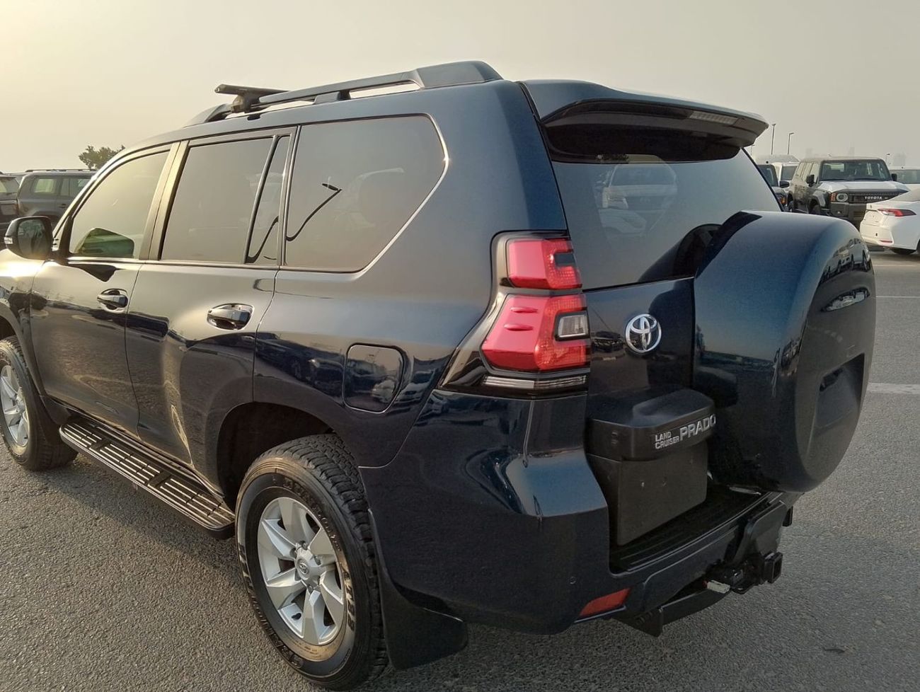 Toyota Prado Toyota prado 2018Model 2.8 Diesel Engine Colour blue Full option push start Transmission Automatic I