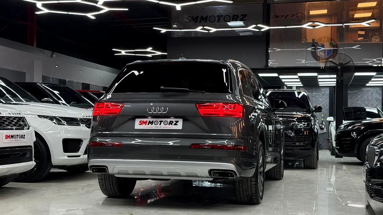 أودي Q7 45 TFSI quattro S-Line Luxury 3.0L