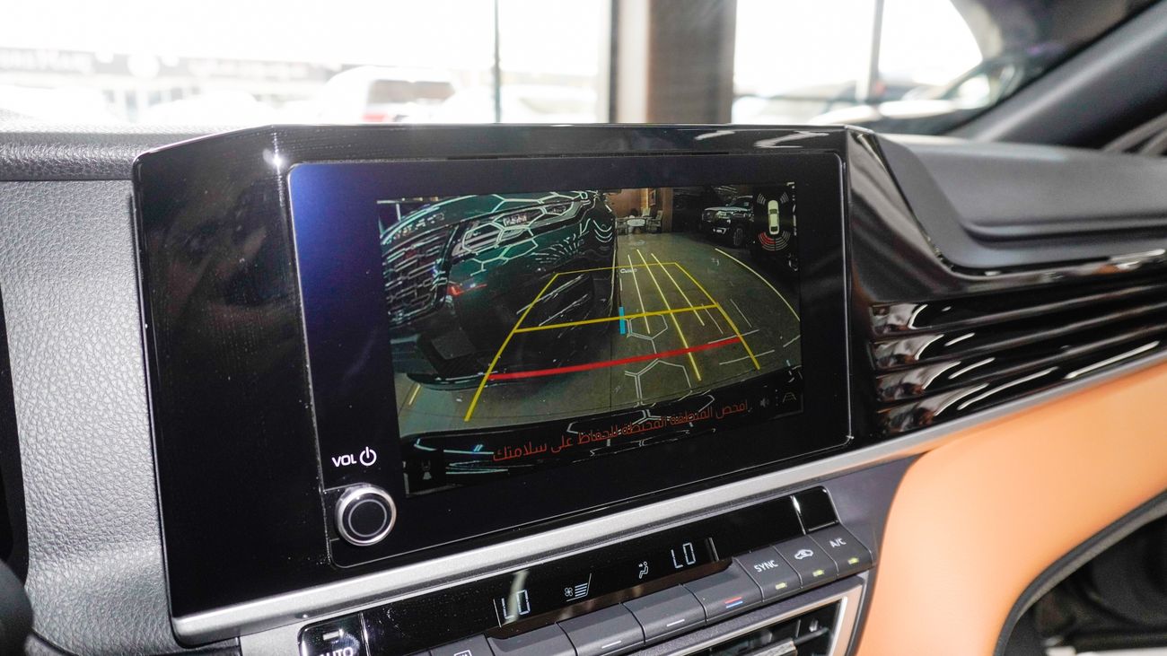 تويوتا كامري LE 2.5 L