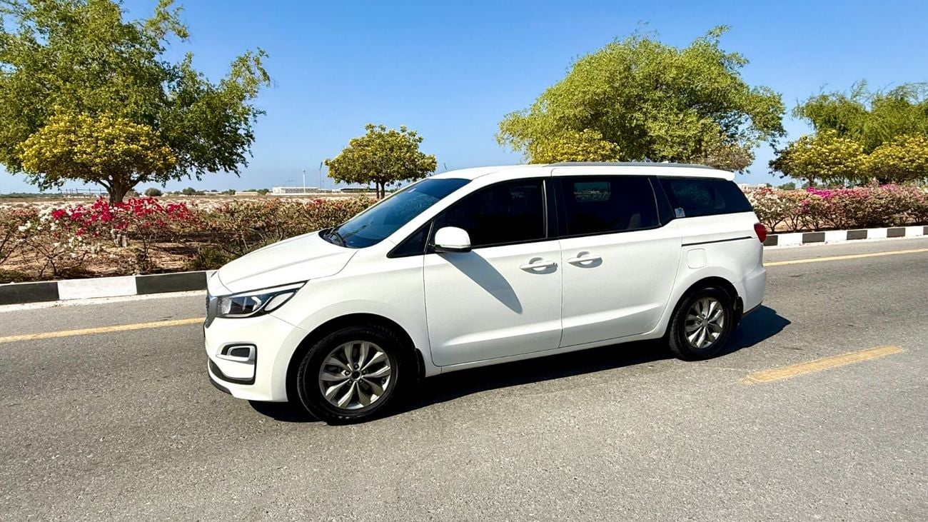 Kia Carnival EX 3.3L