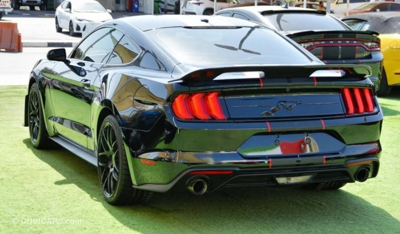 Ford Mustang EcoBoost Mustang Eco-Boost V4 2.3L 2019/ Shelby Kit/ Leather Interior/Excellent Condition