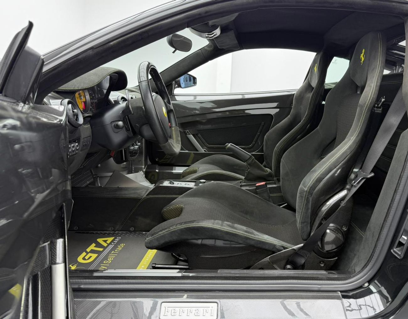 فيراري F430 2009 Ferrari F430 Scuderia, Full Service History, Very Low Km, Excellent Condition, GCC