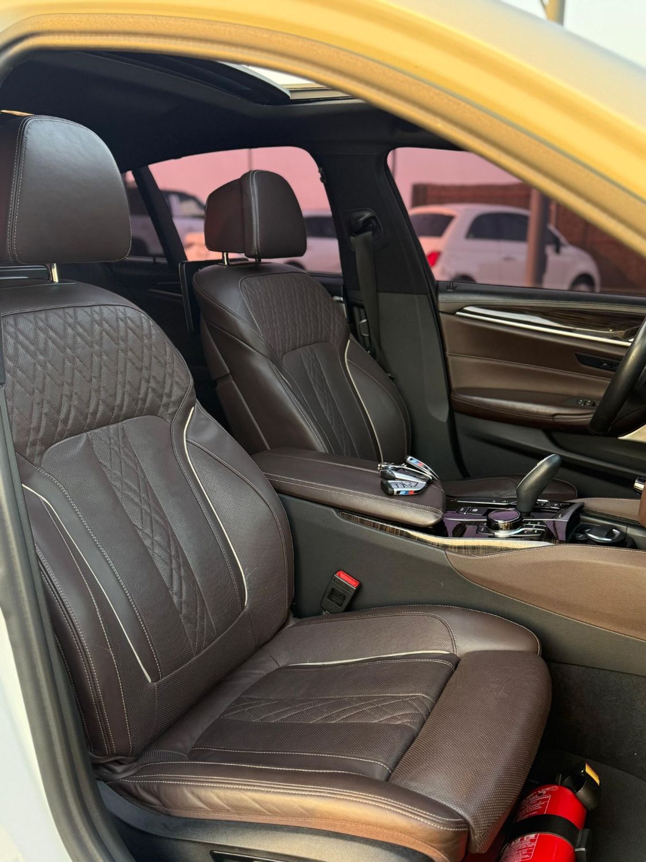 BMW 530i Luxury M Sport Package 2.0L