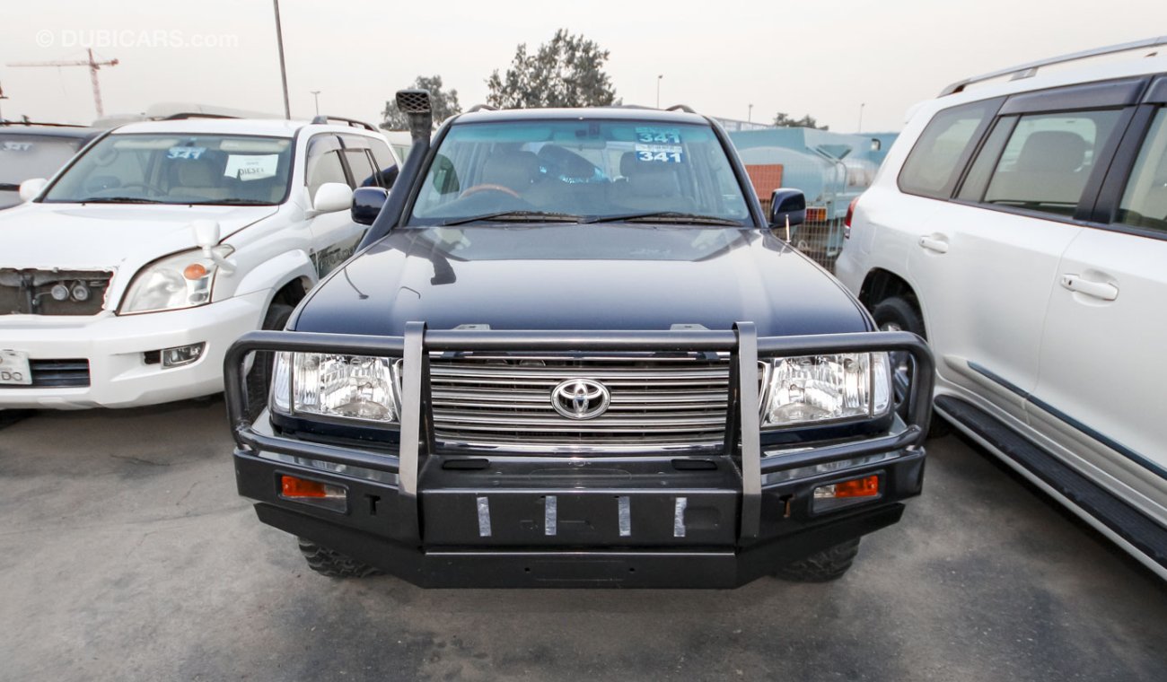 Used Toyota Land Cruiser Safari 2002 for sale in Dubai 5211