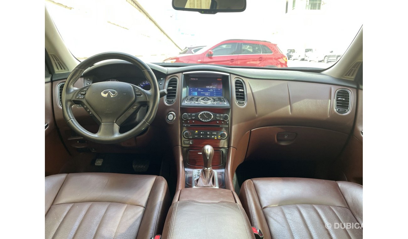 Infiniti QX50 3.7L | Luxe|  GCC | EXCELLENT CONDITION | FREE 2 YEAR WARRANTY | FREE REGISTRATION | 1 YEAR FREE INS