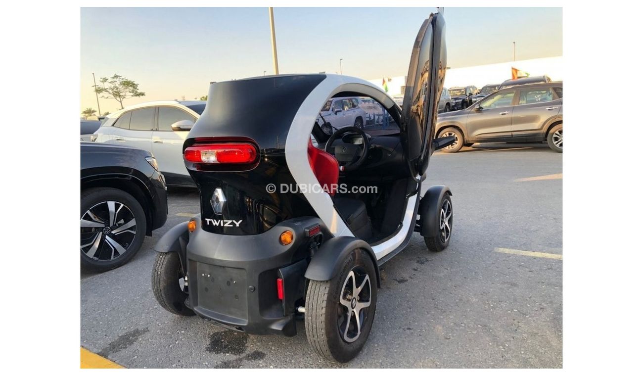 Renault Twizy Std Renault_TWIZY_2018_2017_FULL_ELECTRIC_2SEATS_ELECTRIC