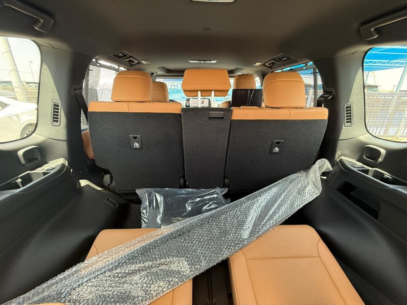 Lexus LX600 SIGNATURE