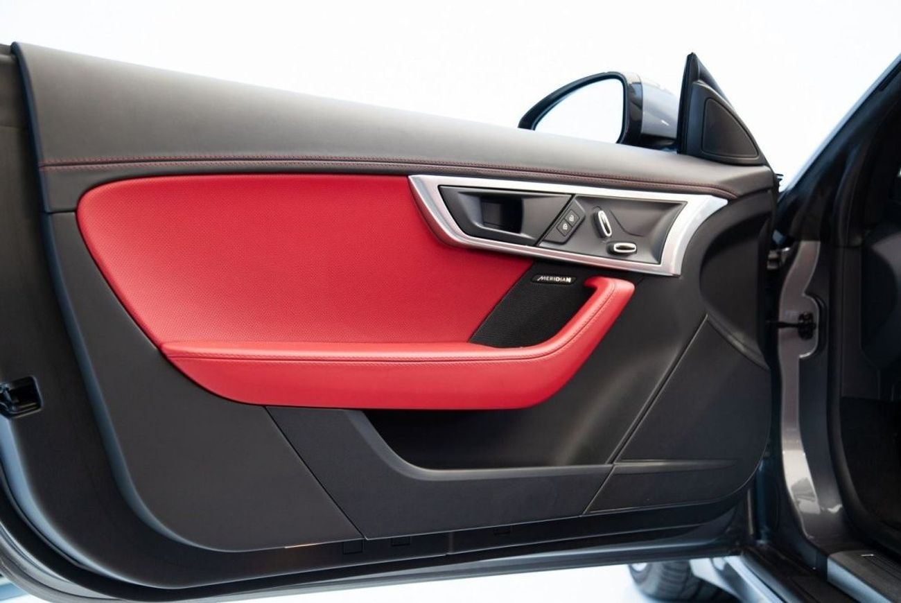 جاكوار F Type R-ديناميك  P450