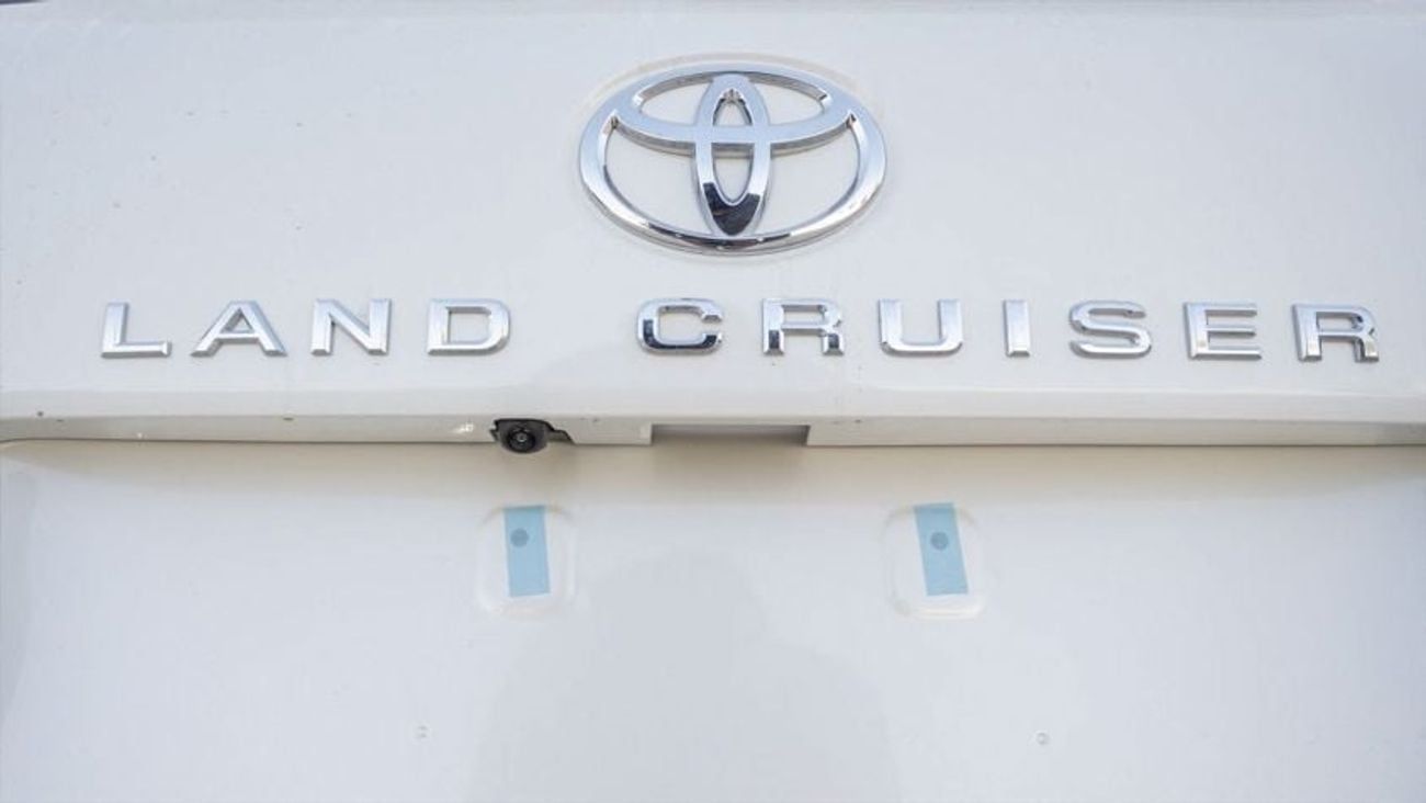 تويوتا لاند كروزر GXR Toyota Land cruiser 4.0 HI 2026