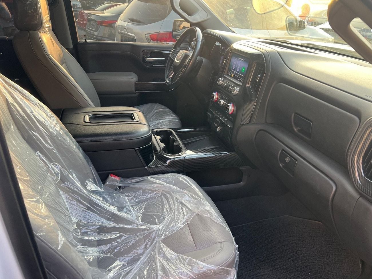 جي أم سي سييرا 5.3L V8 AT4 Crew Cab (AWD)