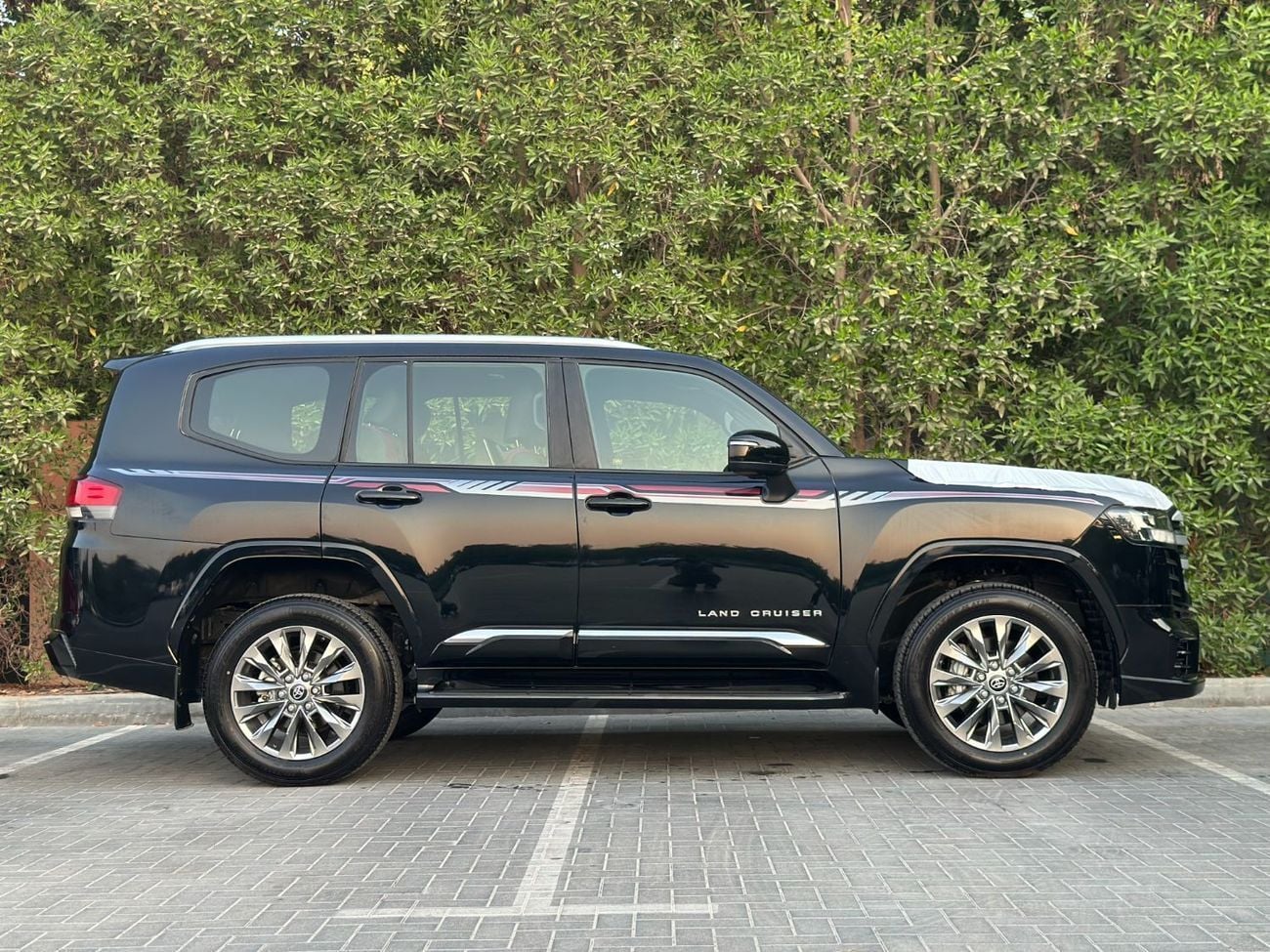 Toyota Land Cruiser GXR 2026