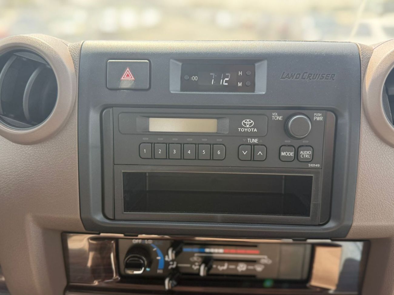 تويوتا لاند كروزر 70 LC78 HARDTOP 2.8L DIESEL 3 DOORS BASIC OPTION 2025 MODEL