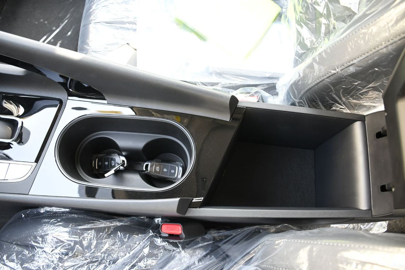 هيونداي إلانترا 2025 Hyundai Elantra 1.5L Automatic (Ready Stock)