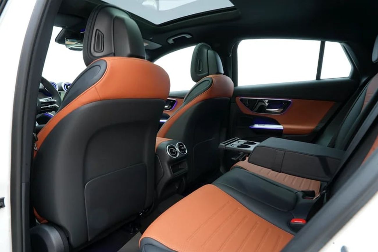 مرسيدس بنز GLC 250 Arrival | 200 Coupe | GCC km | Agency Warranty | AMG Package