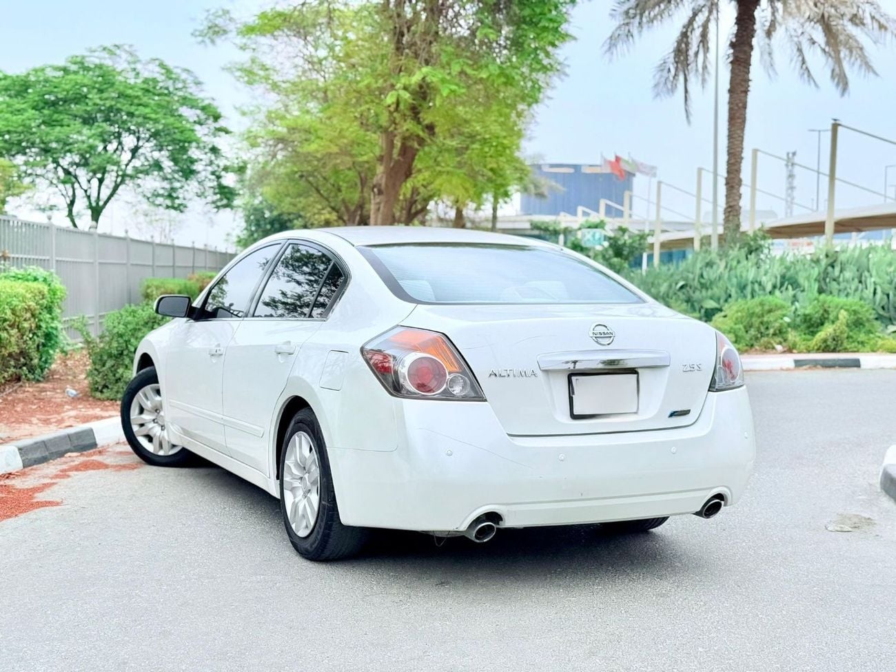 Nissan Altima 2.5L PETROL AUTOMATIC TRANSMISSION