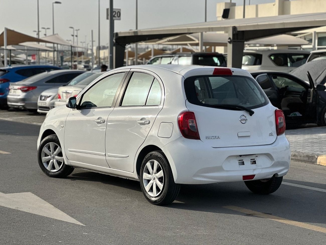 Nissan Micra SV 1.5L (100 HP)