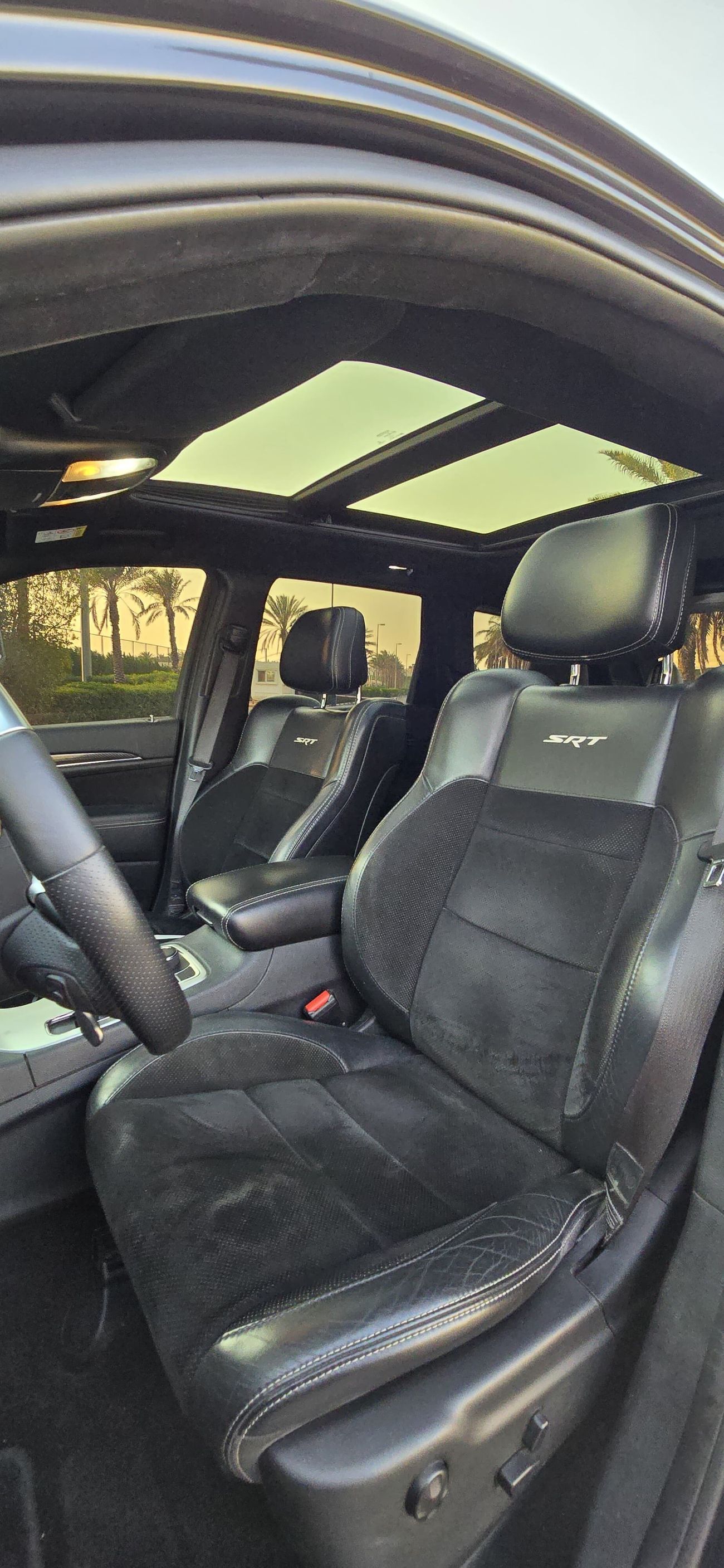 جيب جراند شيروكي SRT 6.4L