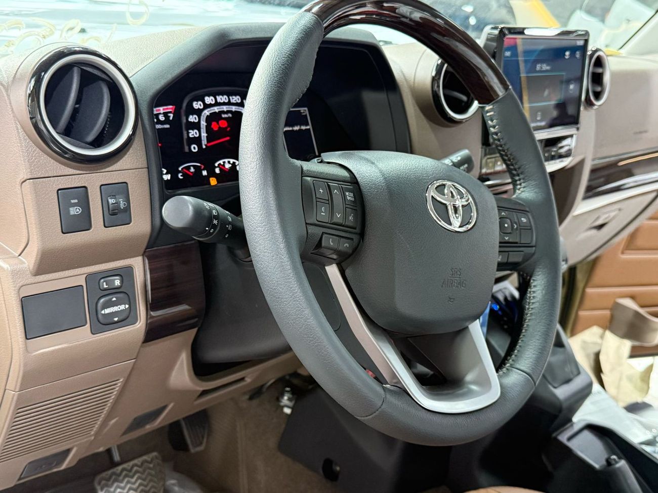 Toyota Land Cruiser 70 TOYOTA LC76 2.8L DIESEL A/T FULL 2025 GCC