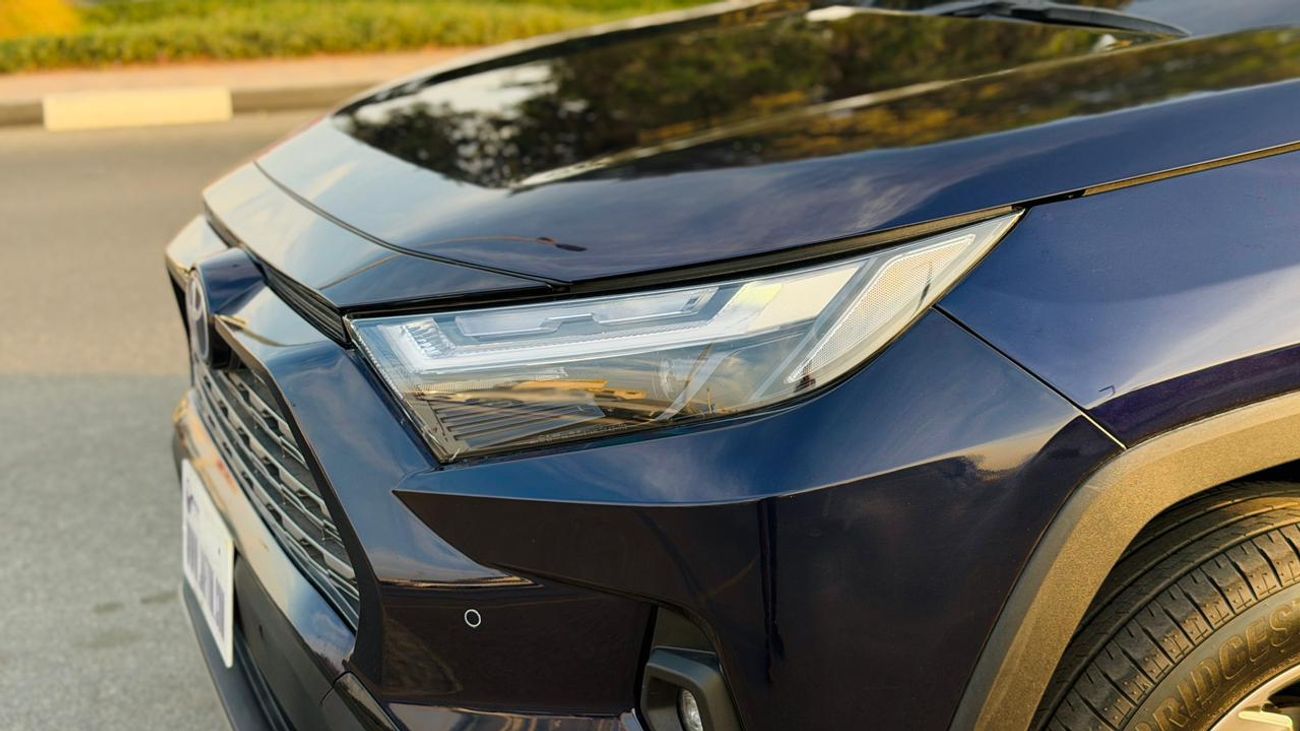 Toyota RAV4 HYBRID | BSM | BACK CAMERA | AUTOMATIC TRANSMISSION | 2.5L | DUAL EXHAUST PIPE | 2024