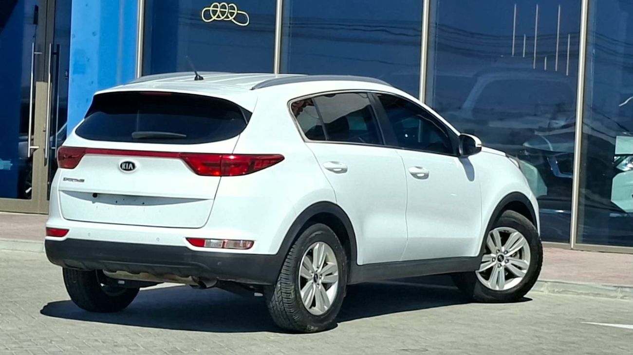 Kia Sportage LX 1.6L FWD 950x36- Monthly | GCC | Cruise, Camera, GPS l Accident Free