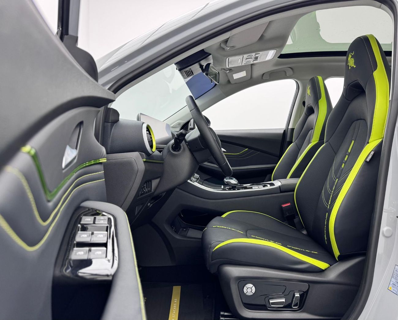 دونج فينج T5 ایوو 2025 Forthig T5 EVO HEV, May 2029 / Warranty + Service Contract , Excellent Condition, GCC