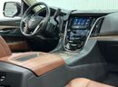 كاديلاك إسكالاد Std 6.2L 2019 Cadillac Escalade, 6.2 V8 4WD, 420bhp, 10 Auto Speed Gearbox. AED 199,000 or AED 3,117