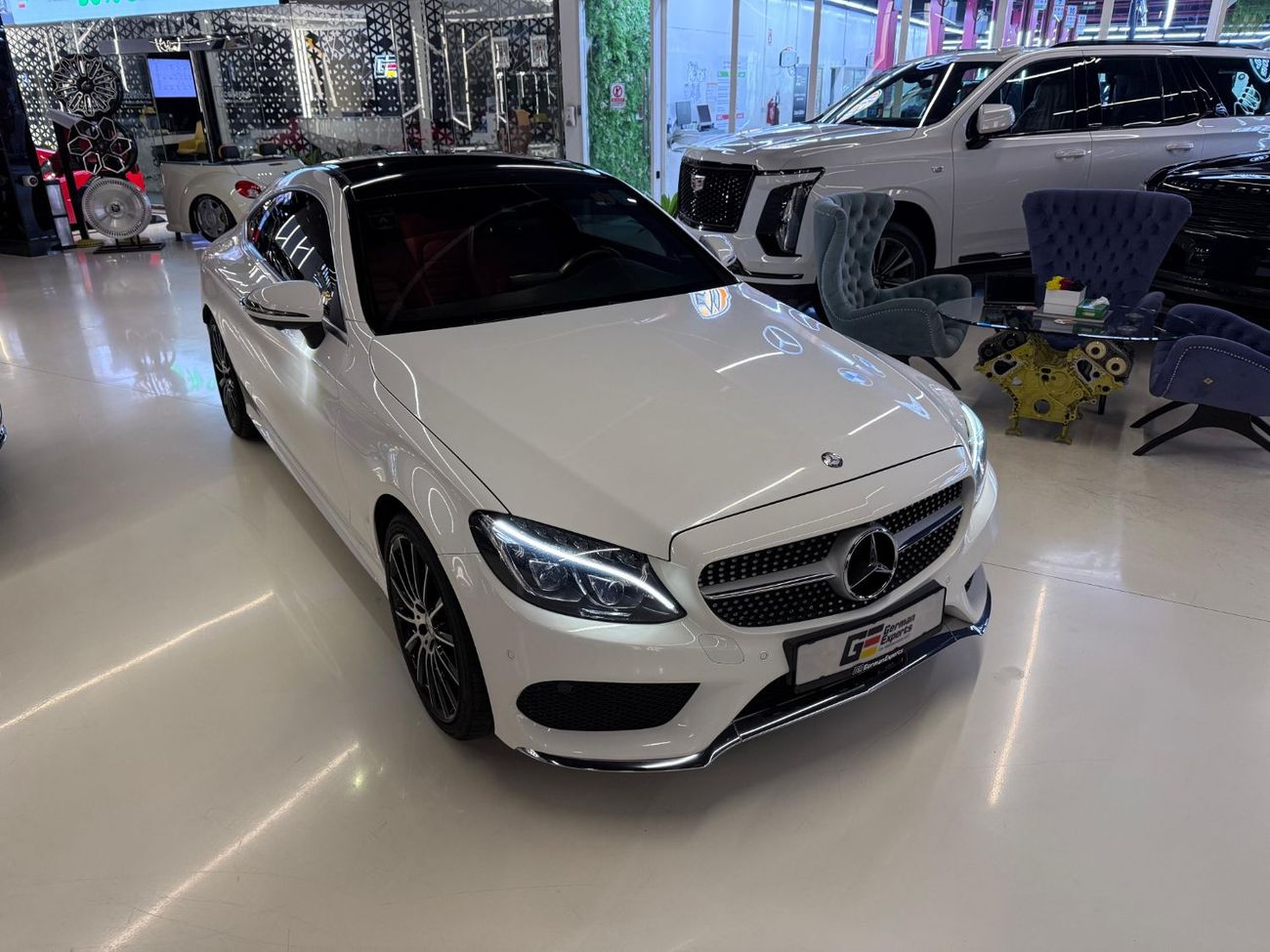 Mercedes-Benz C 200 Coupe 2017 Mercedes-Benz C200 Coupe - GCC - Low Mileage - Good Condition