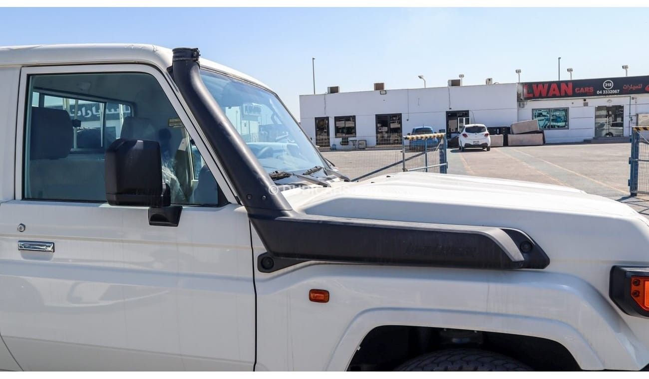 Toyota Land Cruiser Pick Up LC79 Pickup S/C , 4.5L Diesel V8 Basic Option