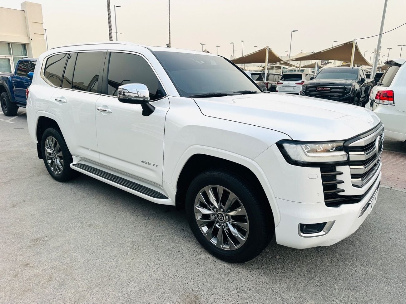 تويوتا لاند كروزر VXR