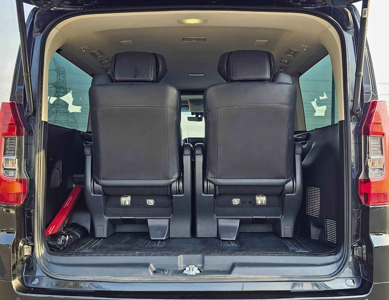 Toyota Granvia PREMIUM/ 3.5 V6 GCC/ LOW MILEAGE/ EXCELLENT CONDITION/ 1991 MONTHLY/ LOT#8003535