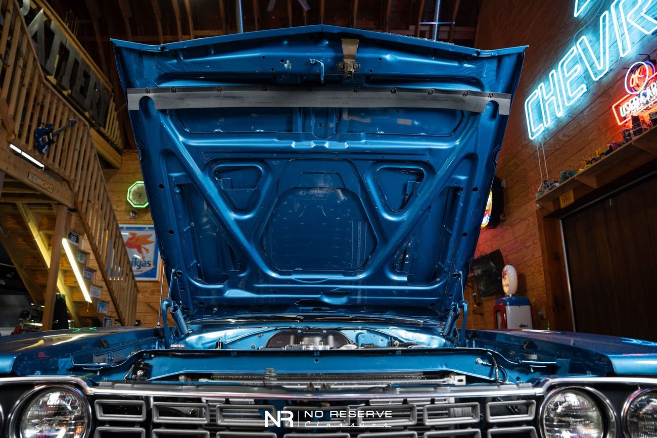 Plymouth Road Runner 426 Hemi Hellephant powered 1 of 1 Pro Touring Restomod