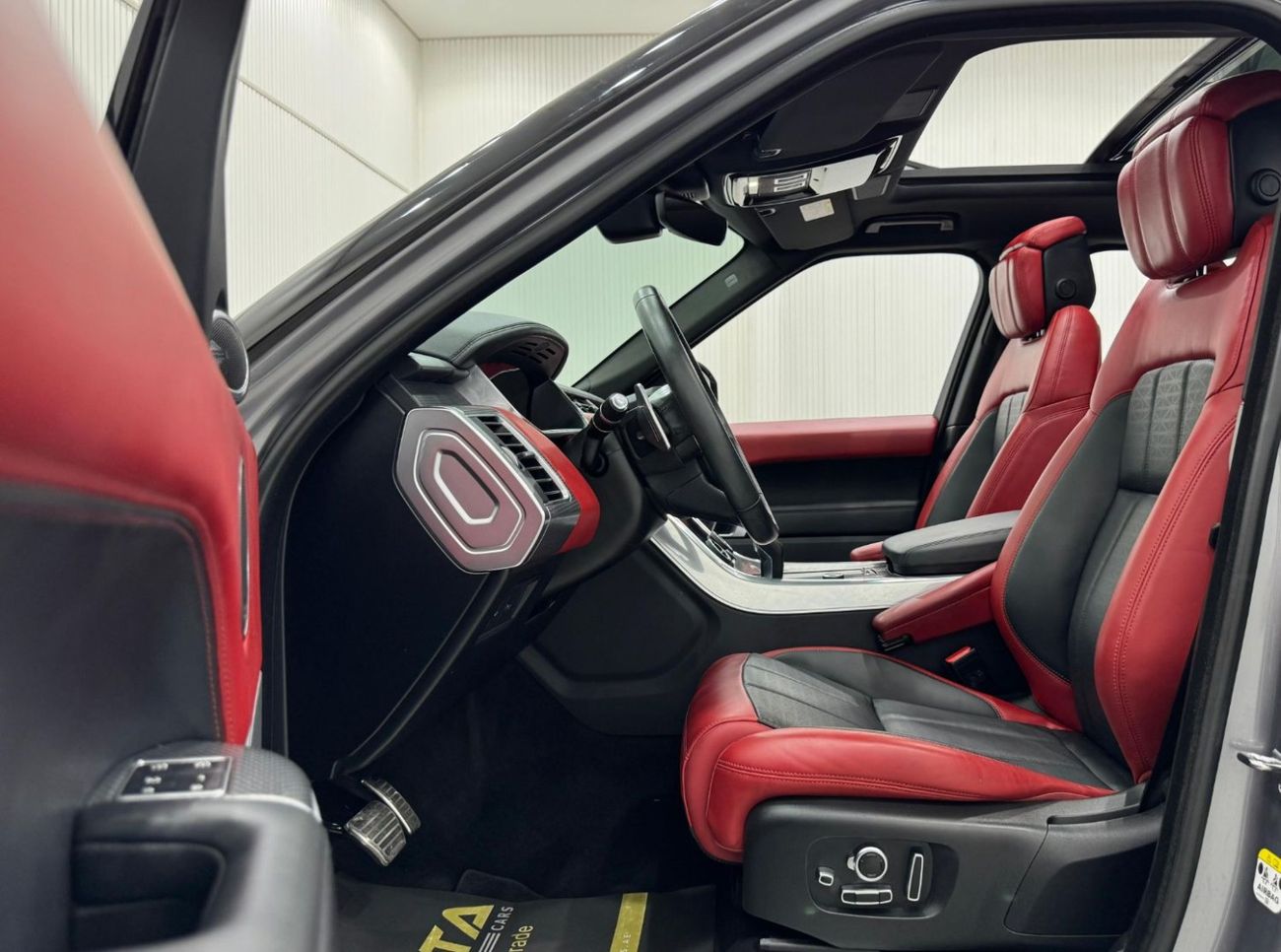 Land Rover Range Rover Sport HSE 3.0L (340 HP) 2021 Range Rover Sport HSE V6, June 2026 Range Rover Warranty + Service Pack, Very