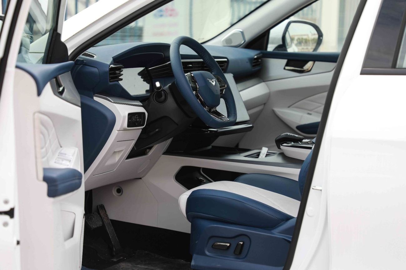 كايي X7 2025 KAIYI X7 LIMITED 2.0 - WHITE inside BLUE & WHITE | Export Price