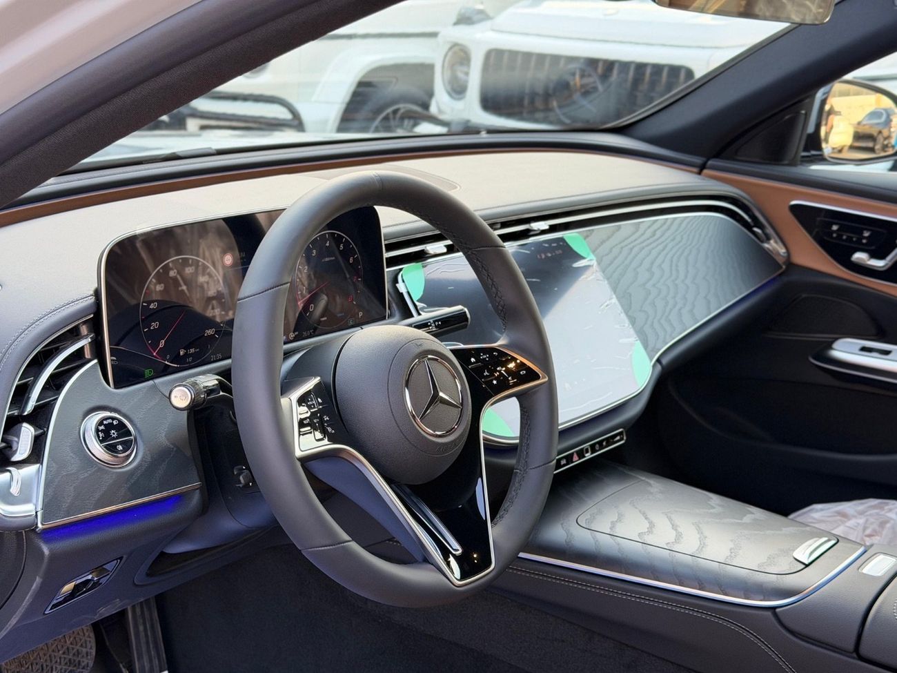 Mercedes-Benz E200 2.0L