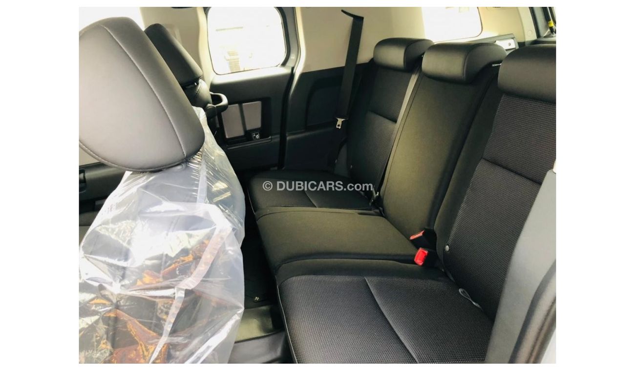 تويوتا إف جي كروزر إف جي كروزر 4.0 لتر دفع رباعي موديل 2021 بنظام صوت جي بي إل بوصلة للتصدير فقط