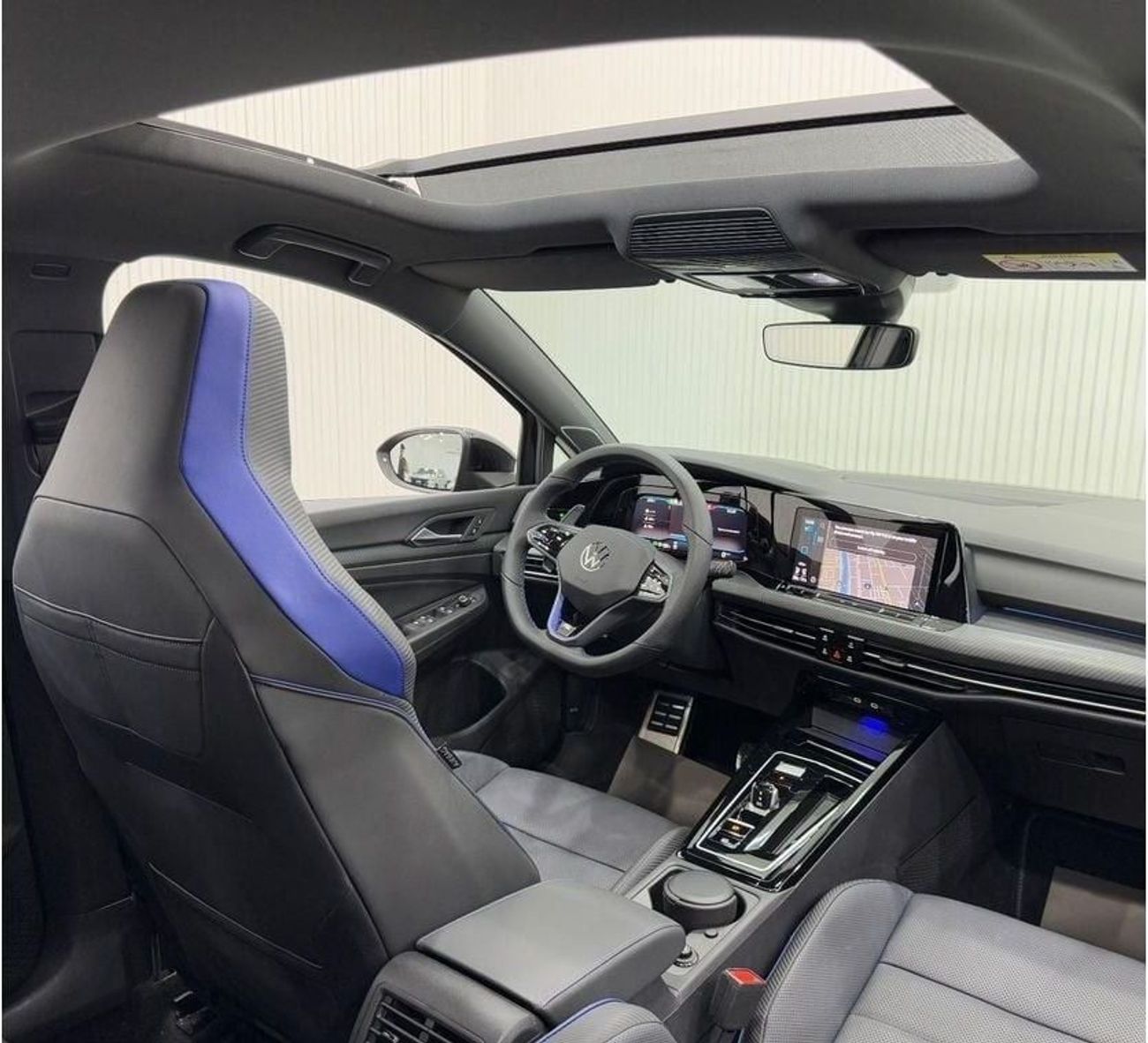 Volkswagen Golf R Performance 2023 Volkswagen Golf R, 2027 Volkswagen Warranty + Service Pack, Very Low Kms, GCC